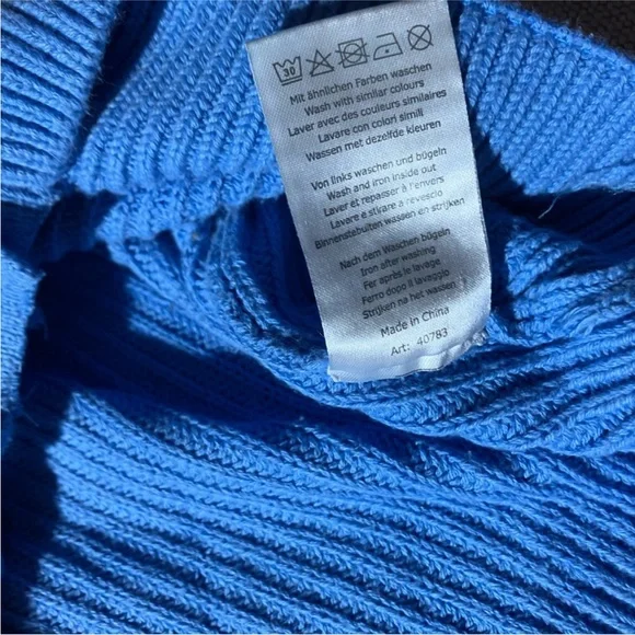 24 Colours Blue Cotton Ribbed Cropped V-neck Cardigan - Picture 4 of 8